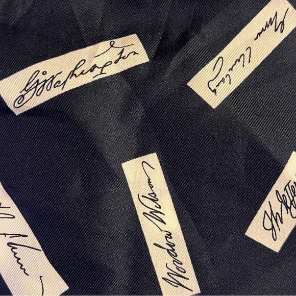 Millicent Italian “The Presidents” Commemorative Neck Scarf by T&M Designs - Picture 4 of 8